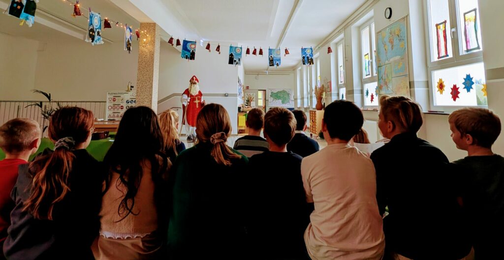 WhatsApp Image 2025 12 08 at 15.15.11